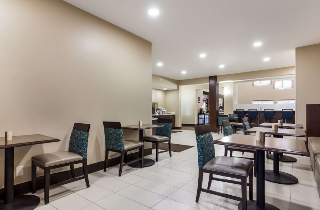 Breakfast Comfort Suites by Choice Hotels