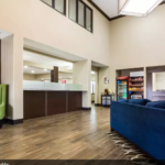 Lobby Comfort Suites by Choice Hotels
