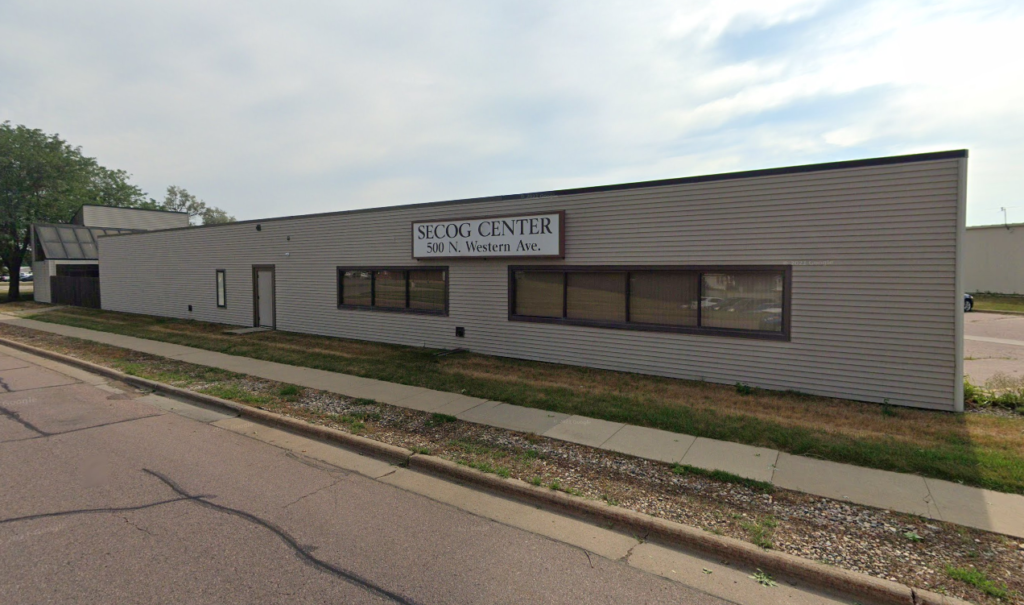Exterior 500 N Western Avenue