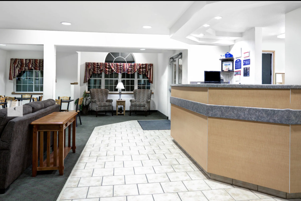 Lobby Microtel Inn & Suites by Wyndham