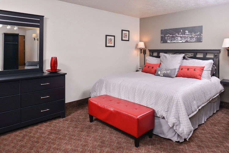 Room1 Cottonwood Inn & Conference Center