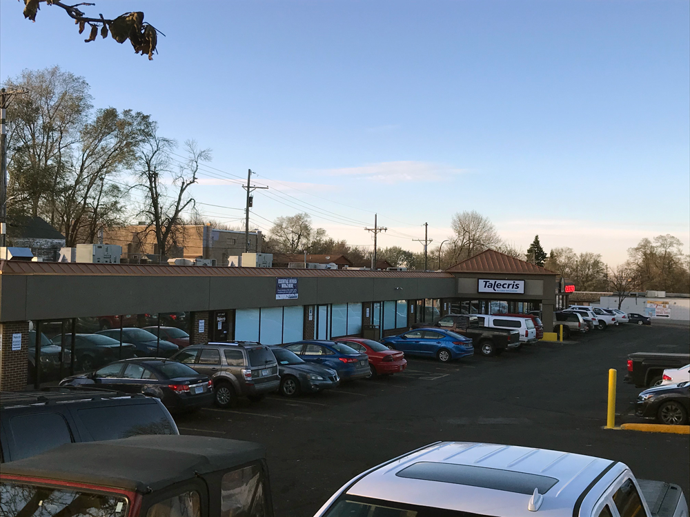 WebExterior Hillcrest Plaza