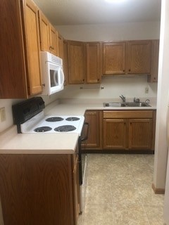 1 Garretson 8-Plex