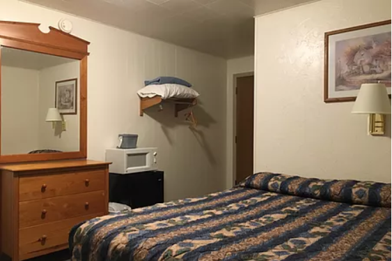 Single Dew Drop Inn