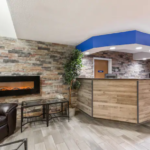 Lobby Microtel Sioux Falls