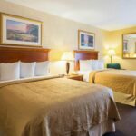 Quality Inn Interior